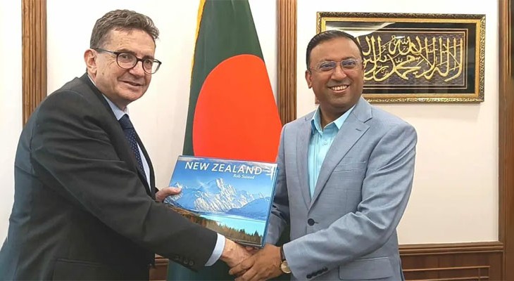 পররাষ্ট্র উপদেষ্টার সঙ্গে নিউজিল্যান্ড হাইকমিশনারের সৌজন্য সাক্ষাৎ