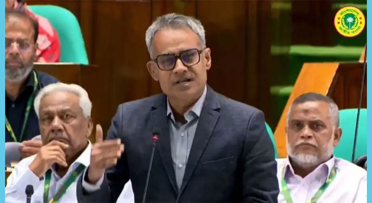 ২০৩০ সালের মধ্যে চট্টগ্রাম বন্দরে জট নিরসনের আশা নৌপরিবহনমন্ত্রীর