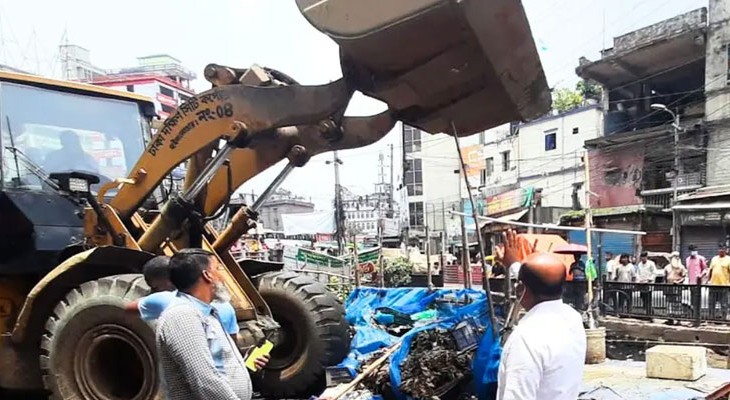 অবৈধ দখল উচ্ছেদে তিন এলাকায় অভিযান পরিচালনা করল ডিএসসিসি