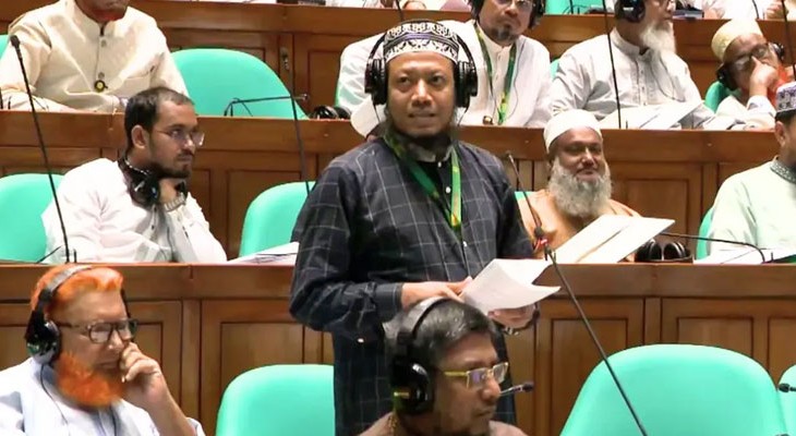 এই বাজেট চানাচুর মার্কার মতো, শুনতে ভালো লাগলেও খেলে পেট খারাপ হবে